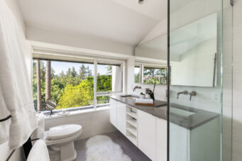 6485 Madrona Crescent